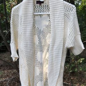 Cute pull over with heart patterns